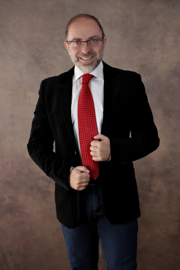 Retrato de Turi Collura